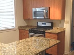 2856 W Shakespeare Ave APT 3E, Chicago, IL 60647