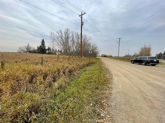 4th image of 431046 Range Rd