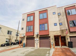4043 Cresson St, Philadelphia, PA 19127