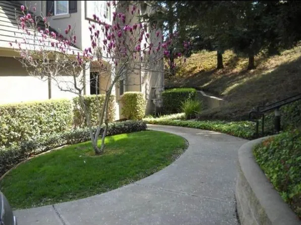 3681 Saint Andrews Drive #21, Stockton, CA 95219