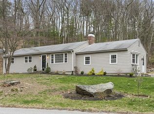 19 Rack Rd, Chelmsford, MA 01824