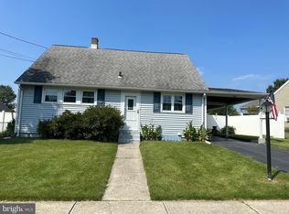 3 Ithaca Ct, Hamilton, NJ 08690