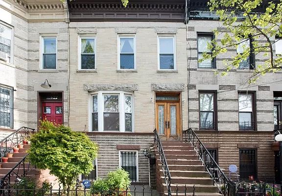 2nd image of 420 Bainbridge St