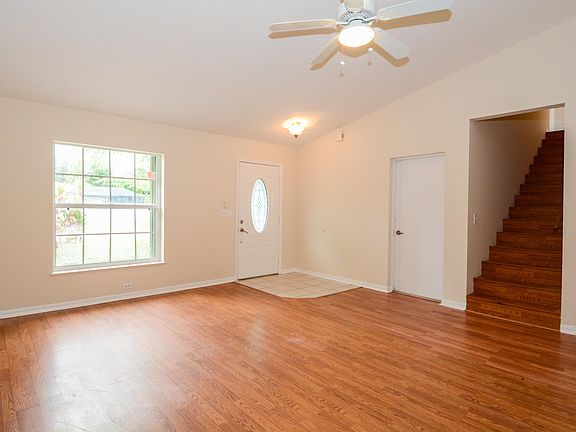4th image of 5844 NW Bates Ave