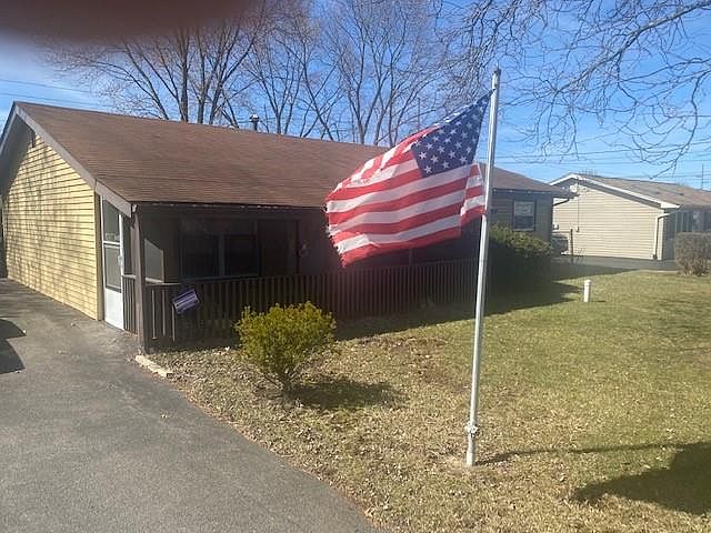 1st image of 36 Robinhood Dr