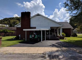 68 4ht St, Cleveland, VA 24225