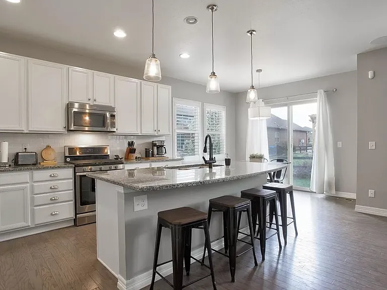 11551 Jimenez St — Photo 4
