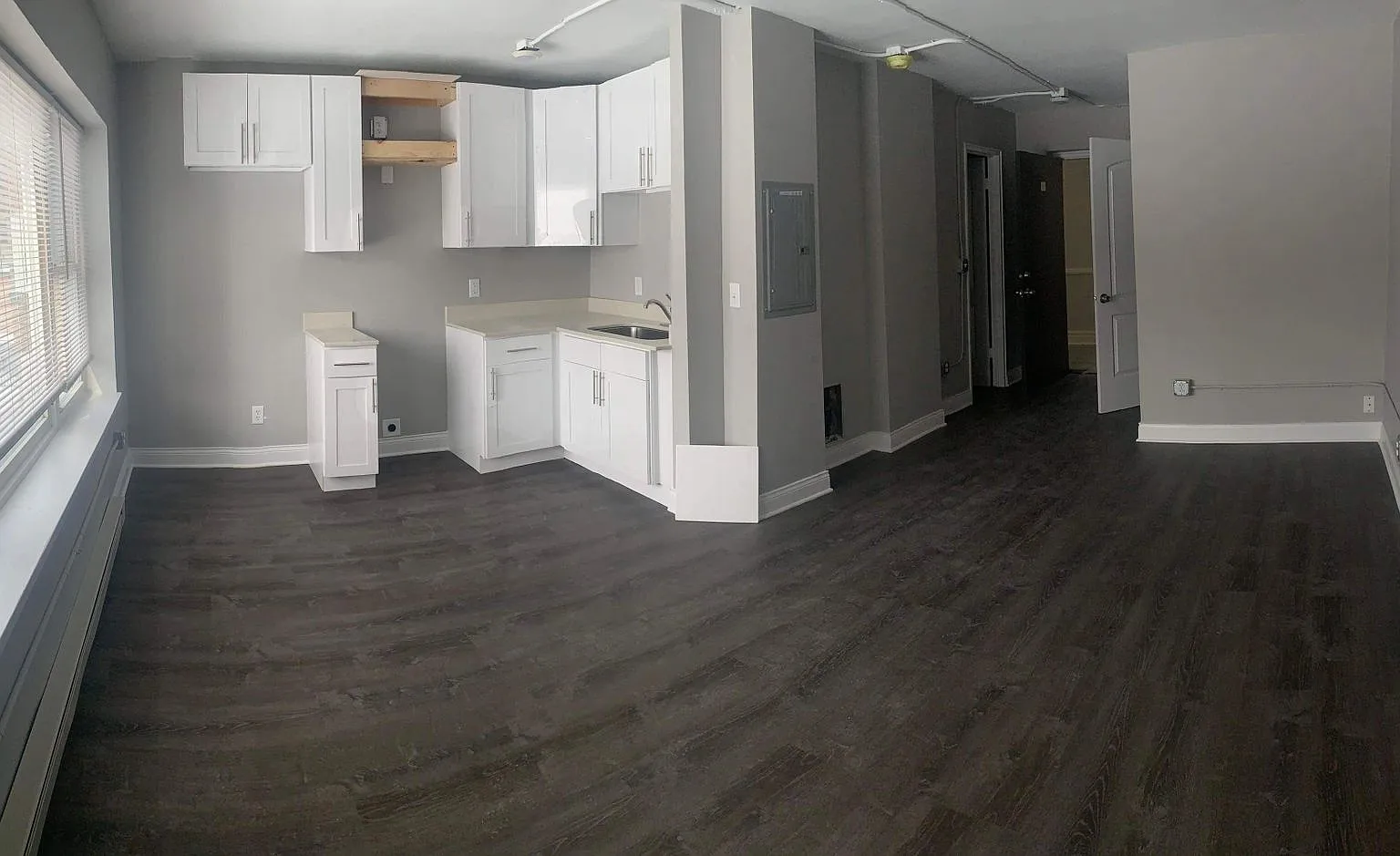Maple Commons - Fully Remodeled Apartments — Photo 1