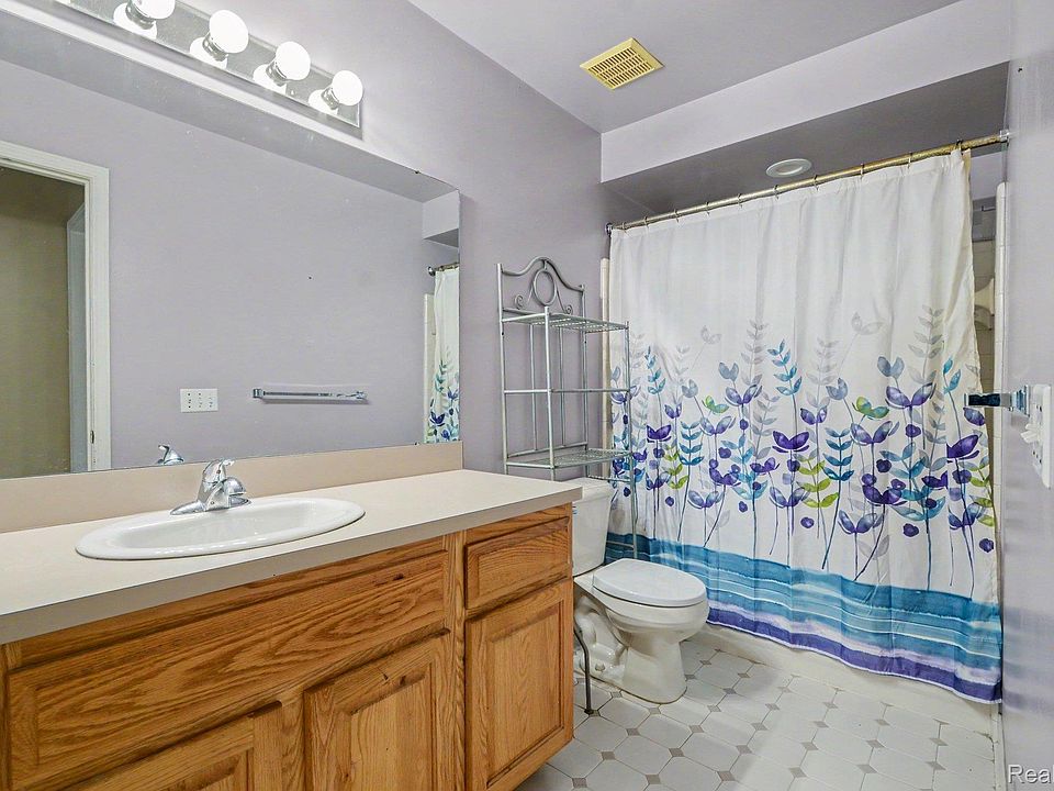 26863 Miela Dr, photo 26