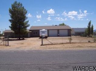 5720 W Crystal Dr, Golden Valley, AZ 86413