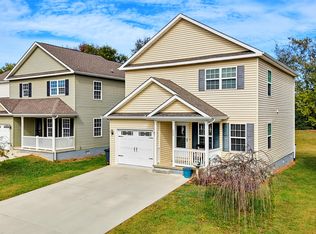 222 Heritage Crossing Dr, Maryville, TN 37804