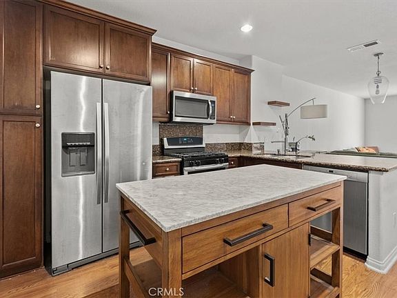 3rd image of 8620 Belford Ave APT 106