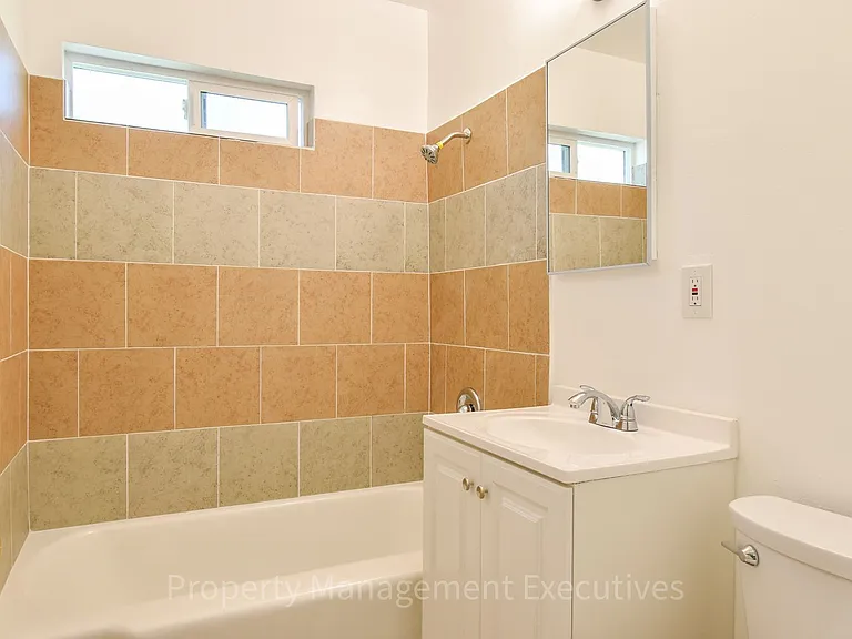 7541 High St — Photo 8