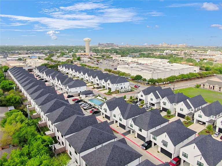 274 Estates Cir — Photo 26