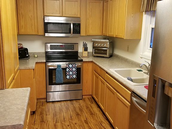3rd image of 8620 County Road 15 W