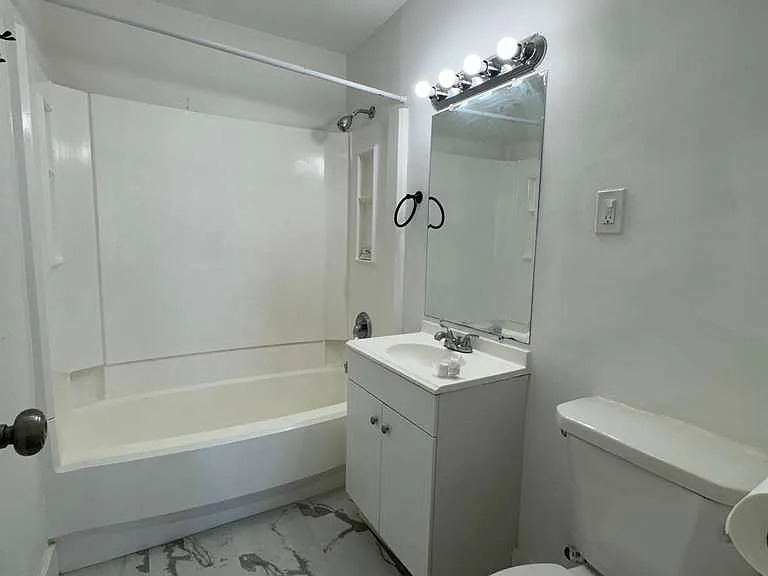 505 Grand St #4A — Photo 5