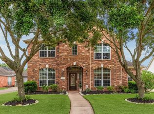 2610 Marble Creek Dr, Pearland, TX 77581