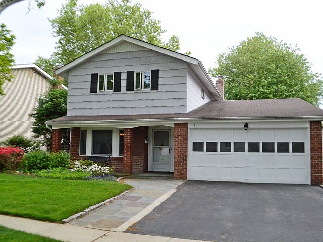 6 Sandy Court 