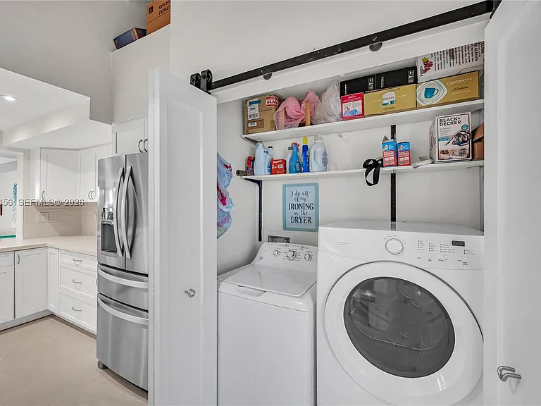 7019 SW 53rd Ln — Photo 7