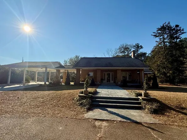 449 Oak Hill Rd, Poplarville, MS 39470