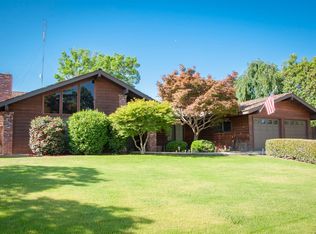 15017 El Rancho St, Visalia, CA 93292