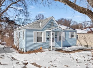 10053 McCartney Ln, Saint Louis, MO