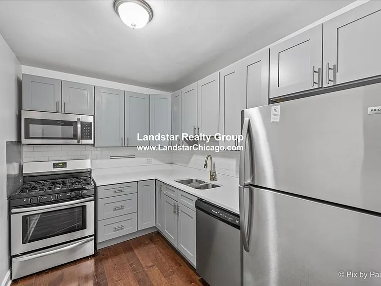 7319 N Rogers Ave #201 — Photo 2