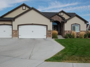 3337 E Sparrow Hawk Dr, Ammon, ID 83401