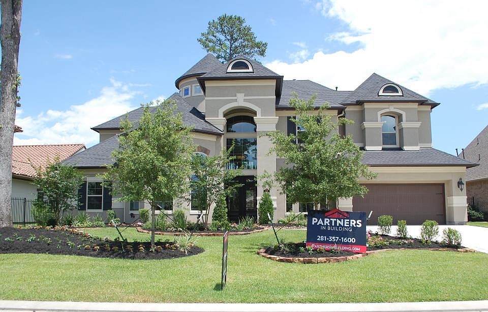 1st image of 30 Pondera Point Dr