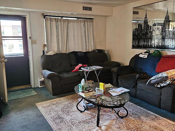 4th image of 20201 Delaire Landing Rd #201-00
