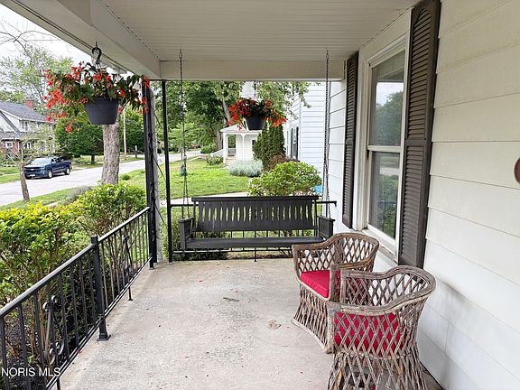 5th image of 708 Wallace Ave