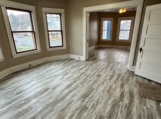 612 7th St Unit 2, Watervliet, NY 12189