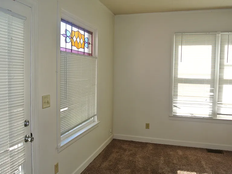 122 5th Ave SE — Photo 8