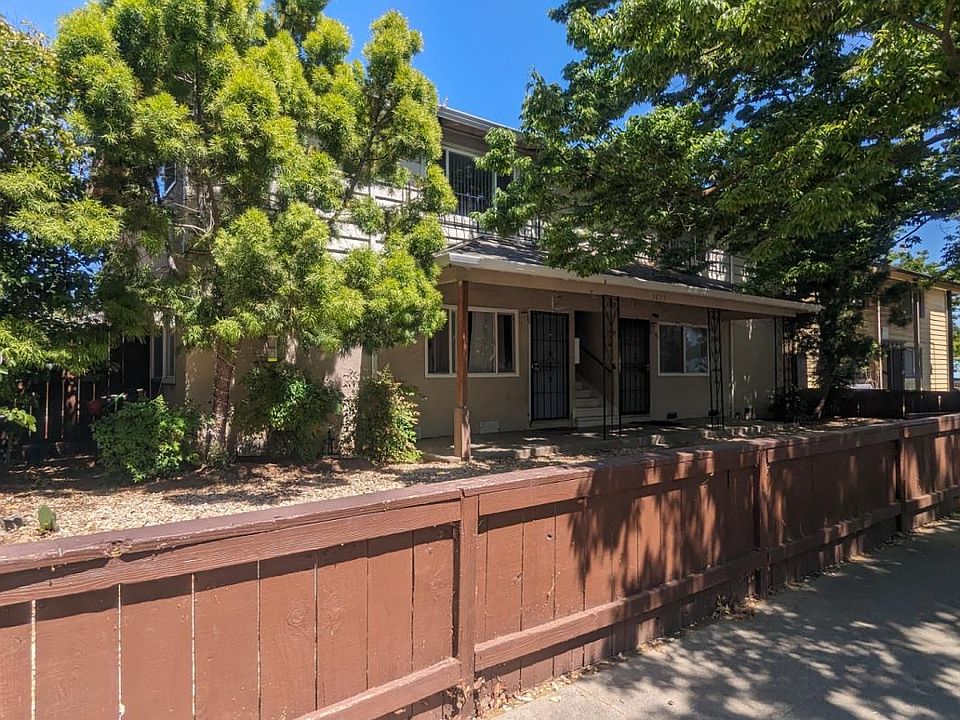 1st image of 5677 Hoffman Ct