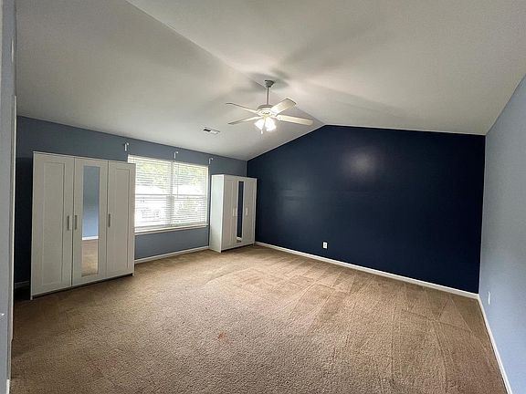 5th image of 4828 Lynn Lee Cir