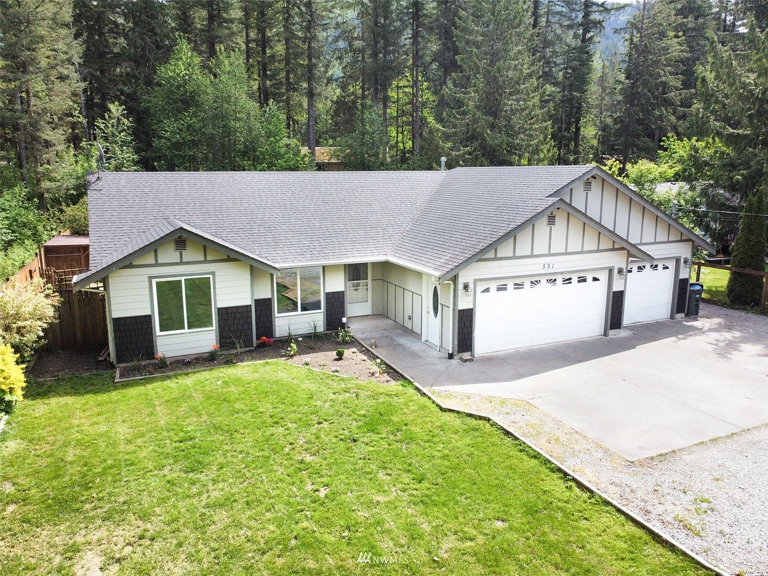 531 Flair Valley Drive, Maple Falls, WA 98266 | Zillow