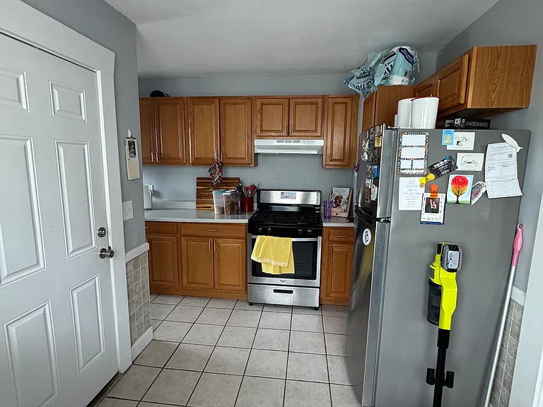 317-319 New York Ave #2 — Photo 2