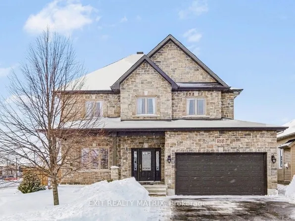 301 Colmar St, Russell, ON K0A 1W0