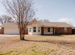 937 Silver River Rd, Waco, TX 76705