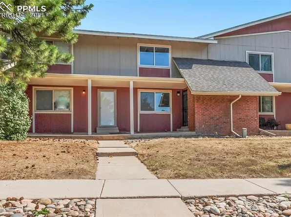 392 W Rockrimmon Blvd APT C, Colorado Springs, CO 80919