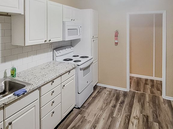 4th image of 7946 Concord Cir #14926215