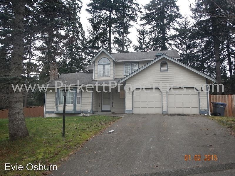 1st image of 759 NW Apple Blossom Loop