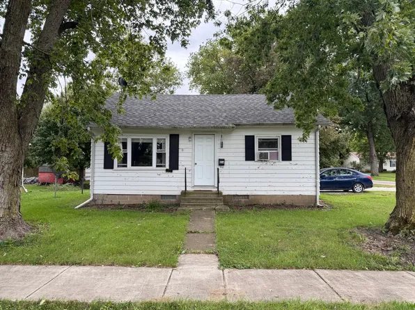 314 W 2nd St, Gilman, IL 60938