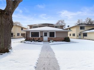 42 Milrace Dr, East Rochester, NY 14445