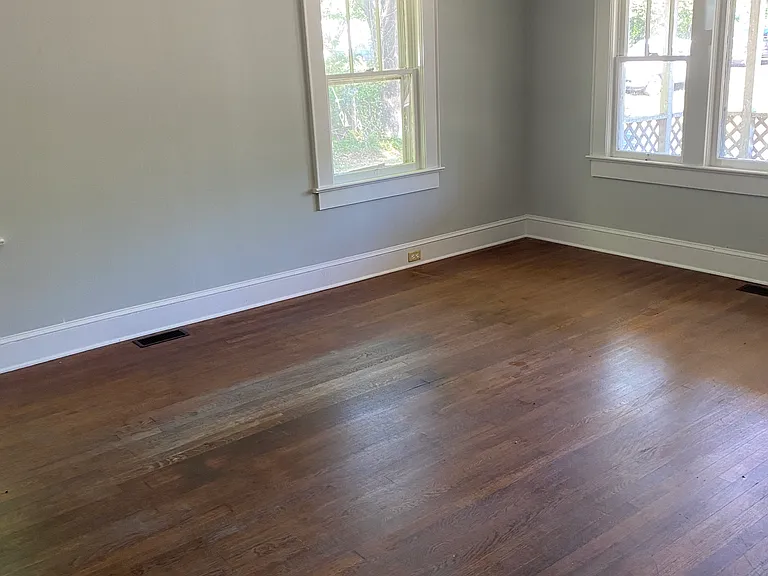 404 Goldston St — Photo 10