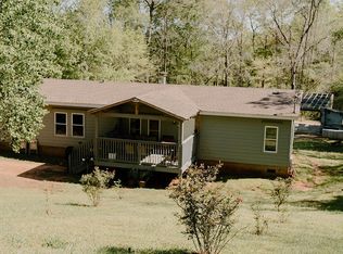 153 Helen Rd, Covington, GA 30016