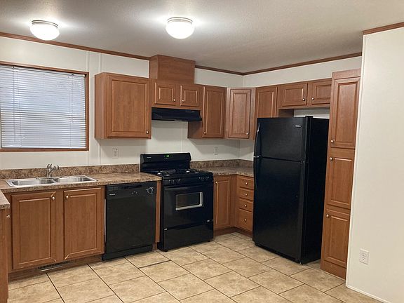 3rd image of 830 N Lamb Blvd Space 22