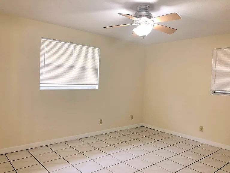 1144 Barbara Dr — Photo 10