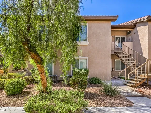 2305 W Horizon Ridge Pkwy APT 1321, Henderson, NV 89052