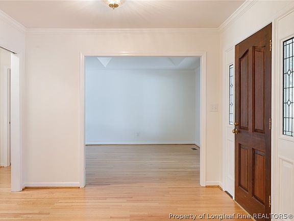 3rd image of 507 Argyll Rd